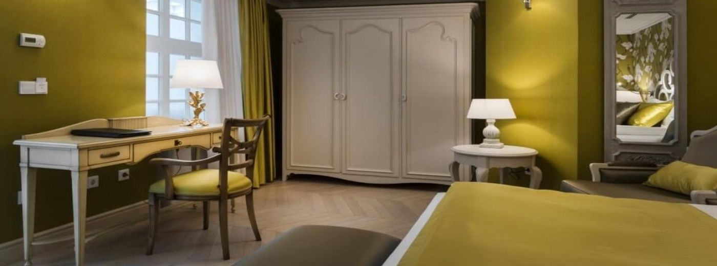 Relais le Chevalier design hotel room